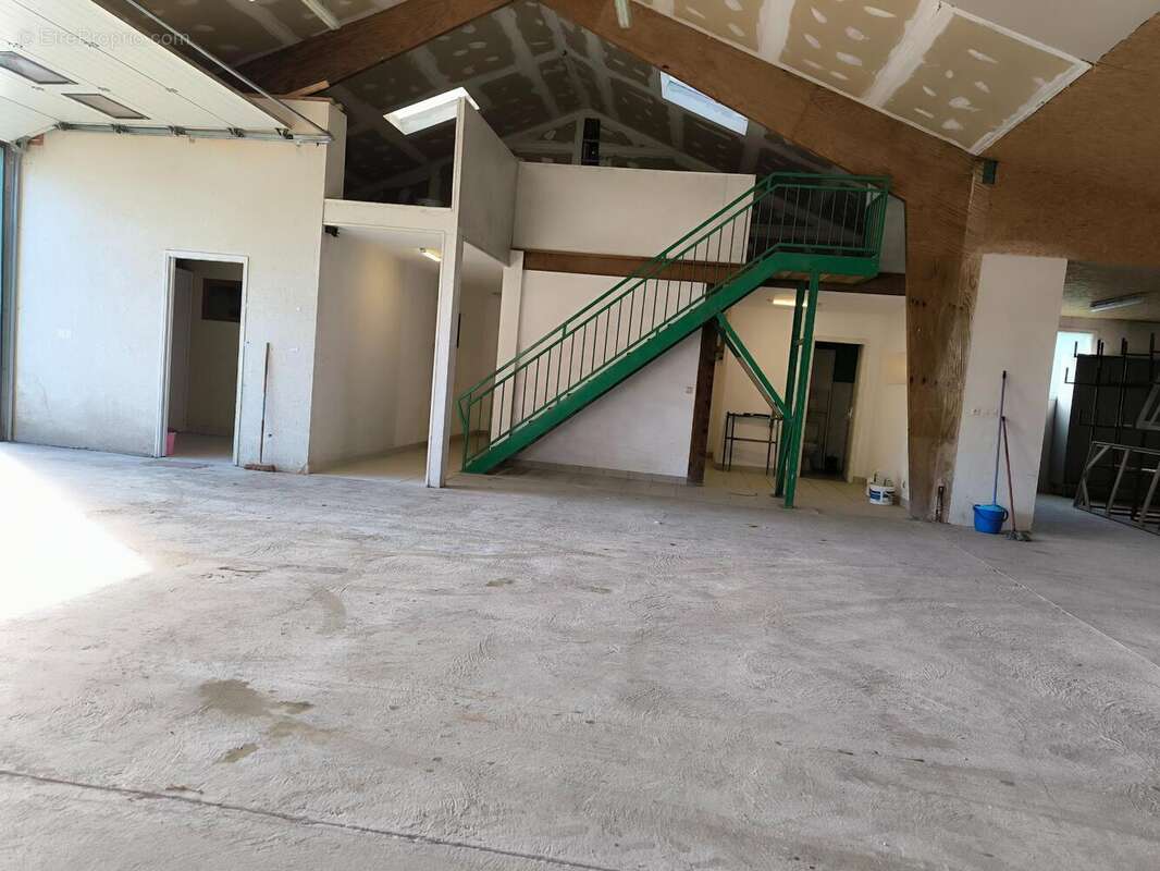 Maison 74 m² à Kermaria-Sulard  - photo 7