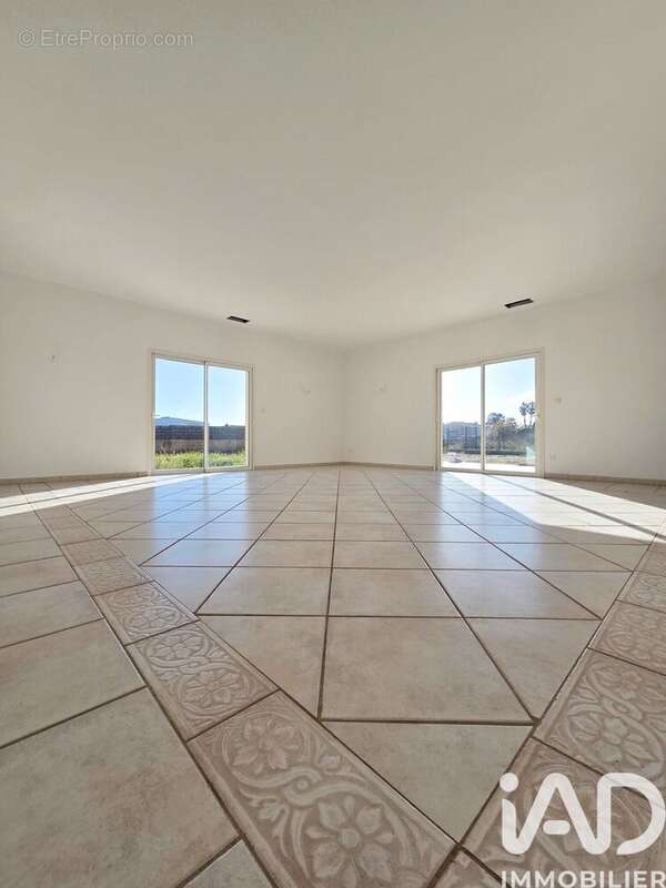 Photo 8 - Maison à PIA