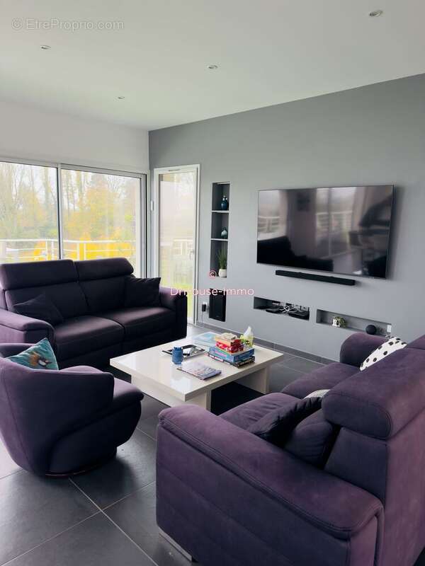 Maison à BRUAY-LA-BUISSIERE