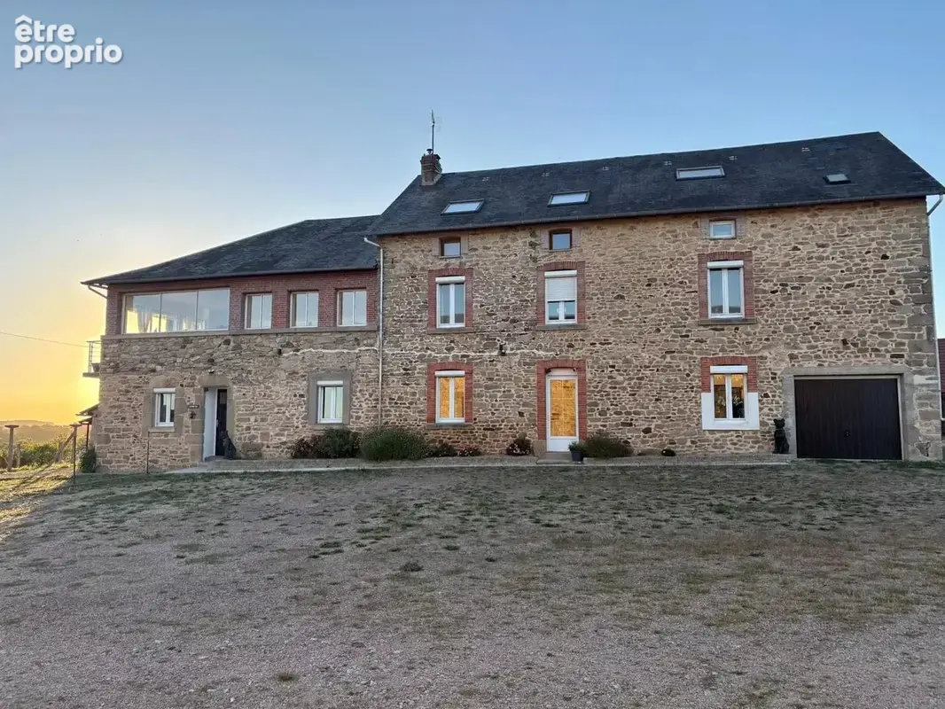 Maison à SAINT-AGNANT-DE-VERSILLAT