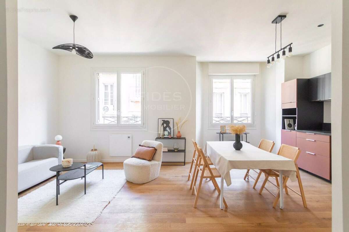 Appartement à MARSEILLE-6E