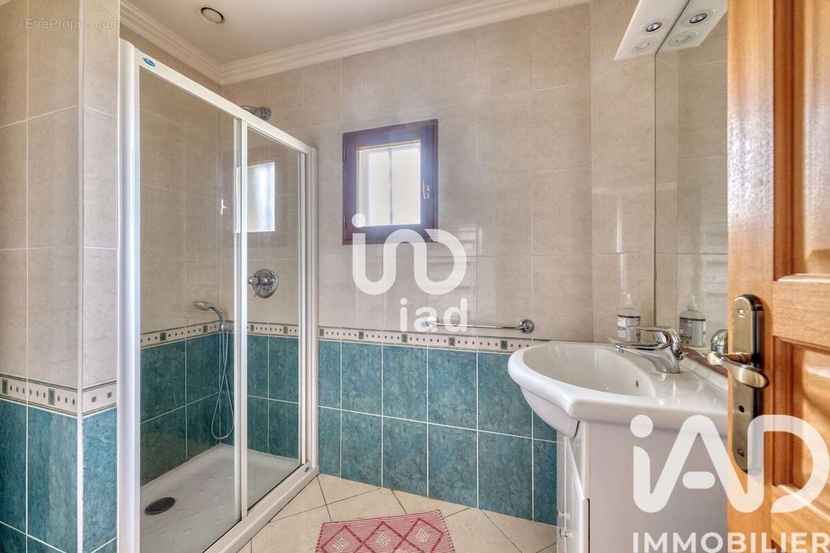 Photo 6 - Maison à LE PLESSIS-TREVISE