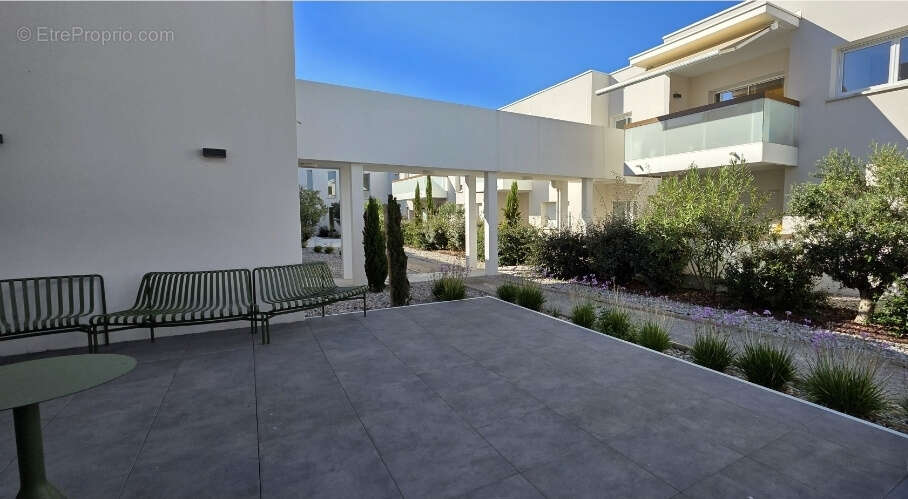 Appartement à VILLENEUVE-DE-LA-RAHO