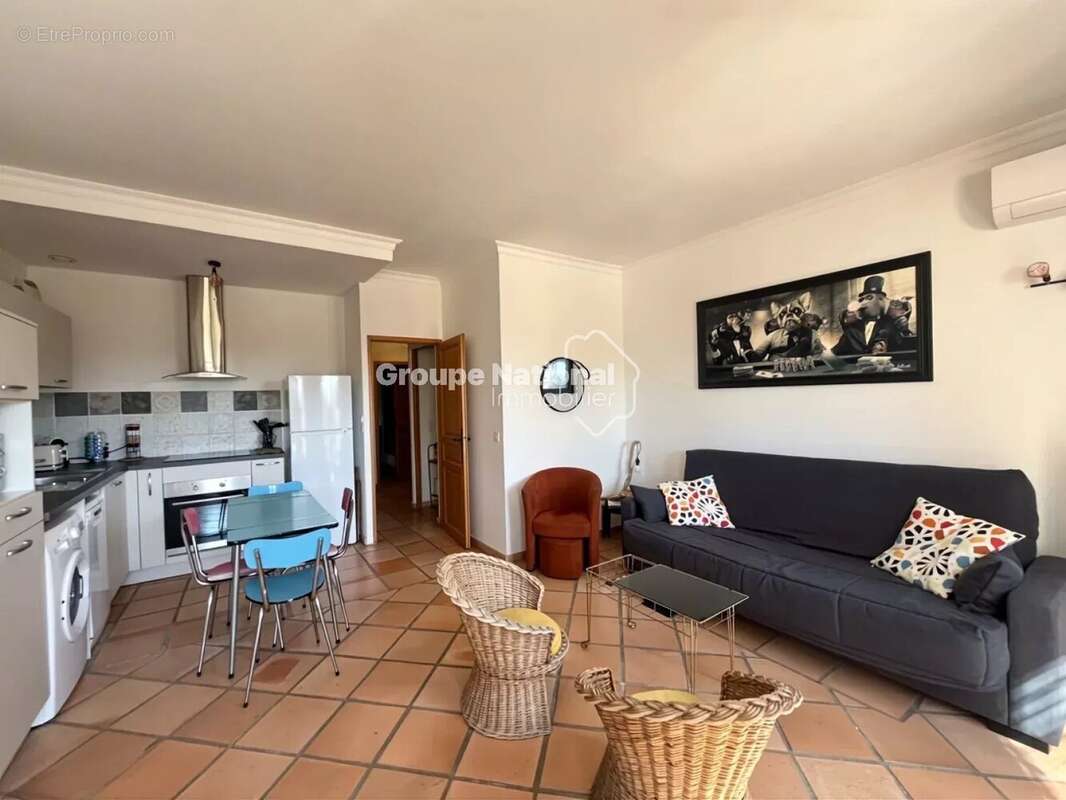 Appartement à MALLEMORT