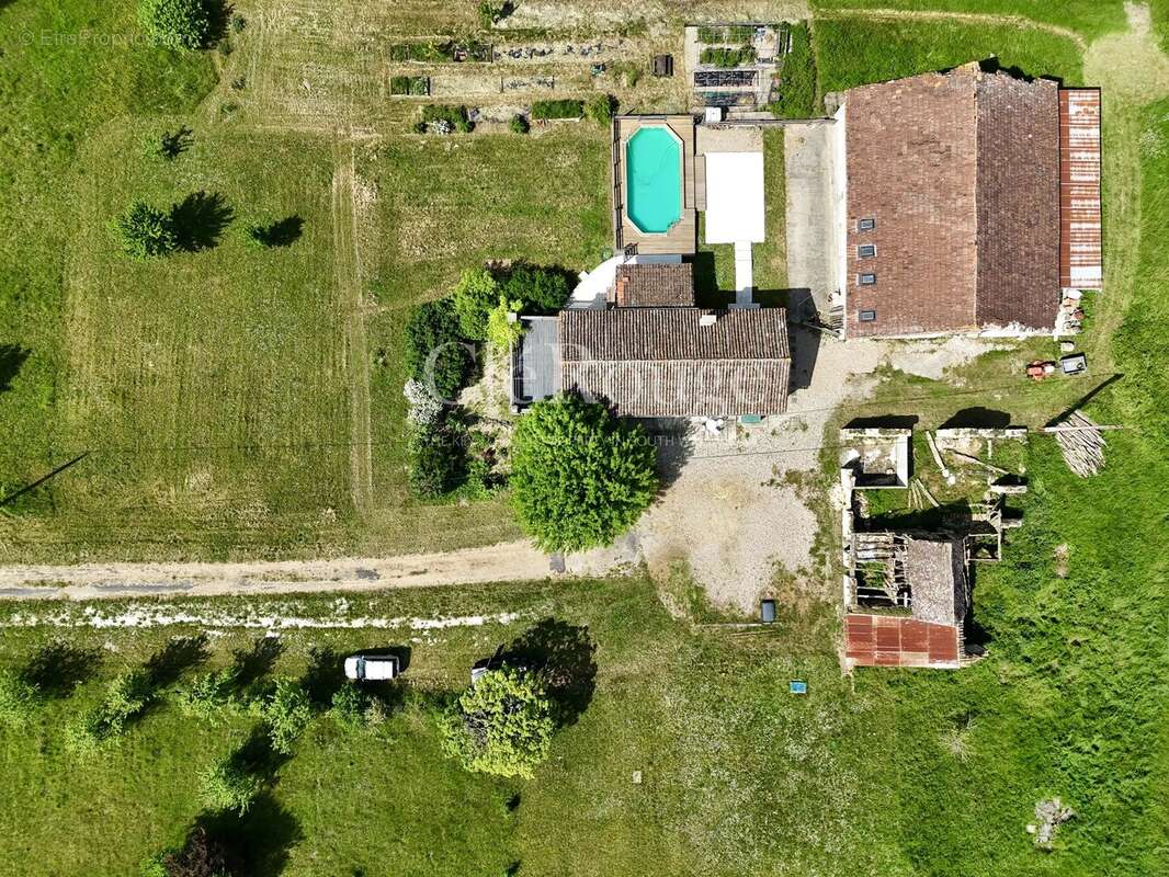 Maison à EYMET