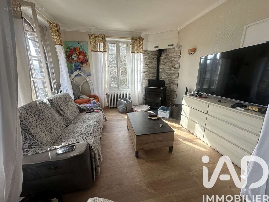 Photo 4 - Maison à BELLE-ISLE-EN-TERRE