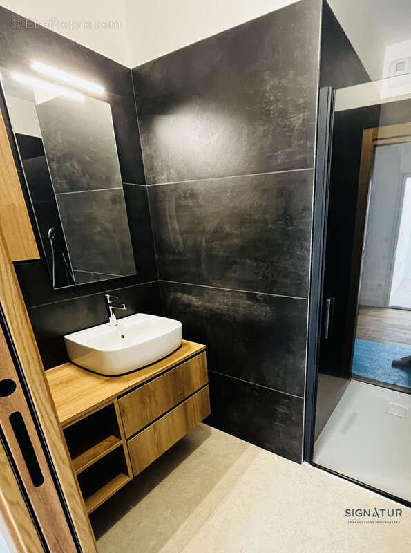 Appartement à SAINT-JEAN-DE-VEDAS