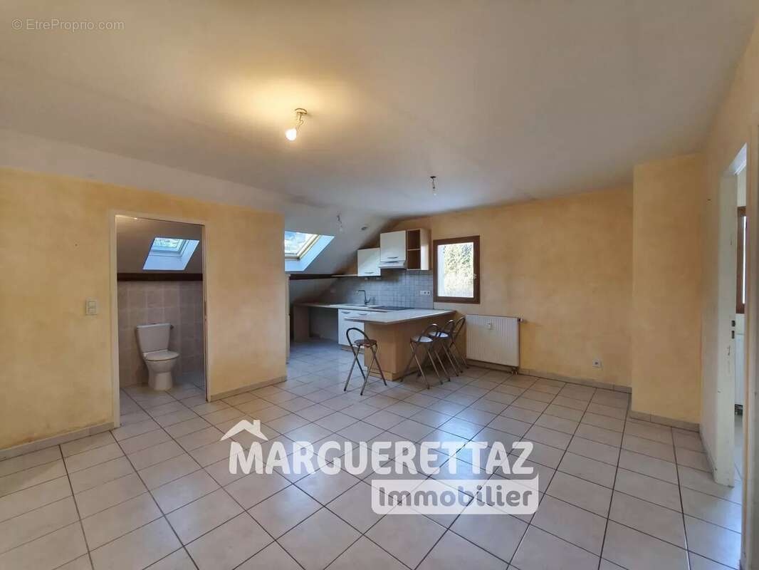 Appartement à HABERE-LULLIN