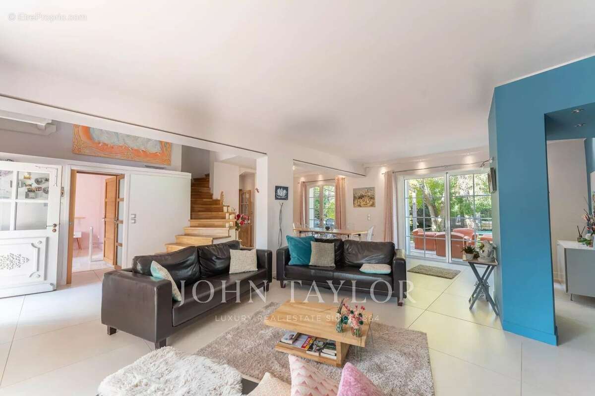 Maison à BOUC-BEL-AIR