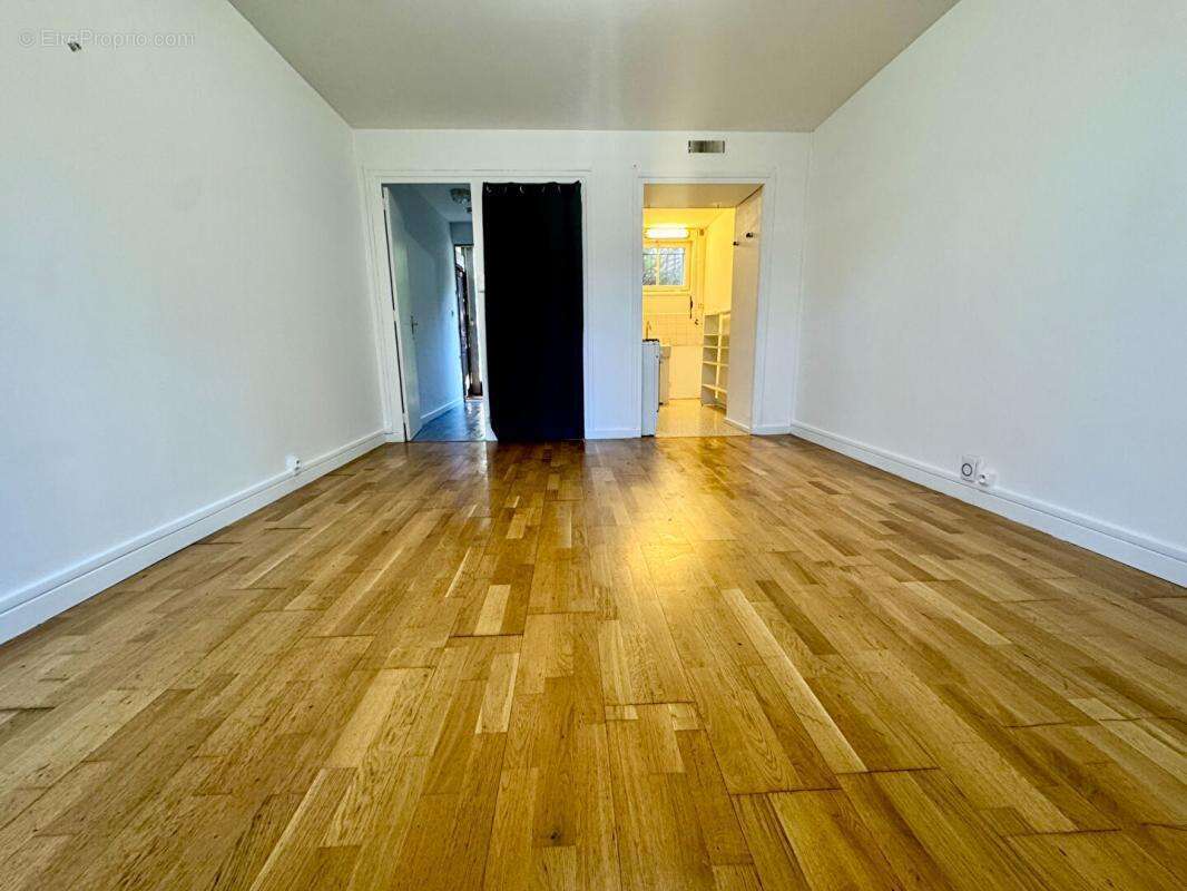 Appartement à LYON-8E