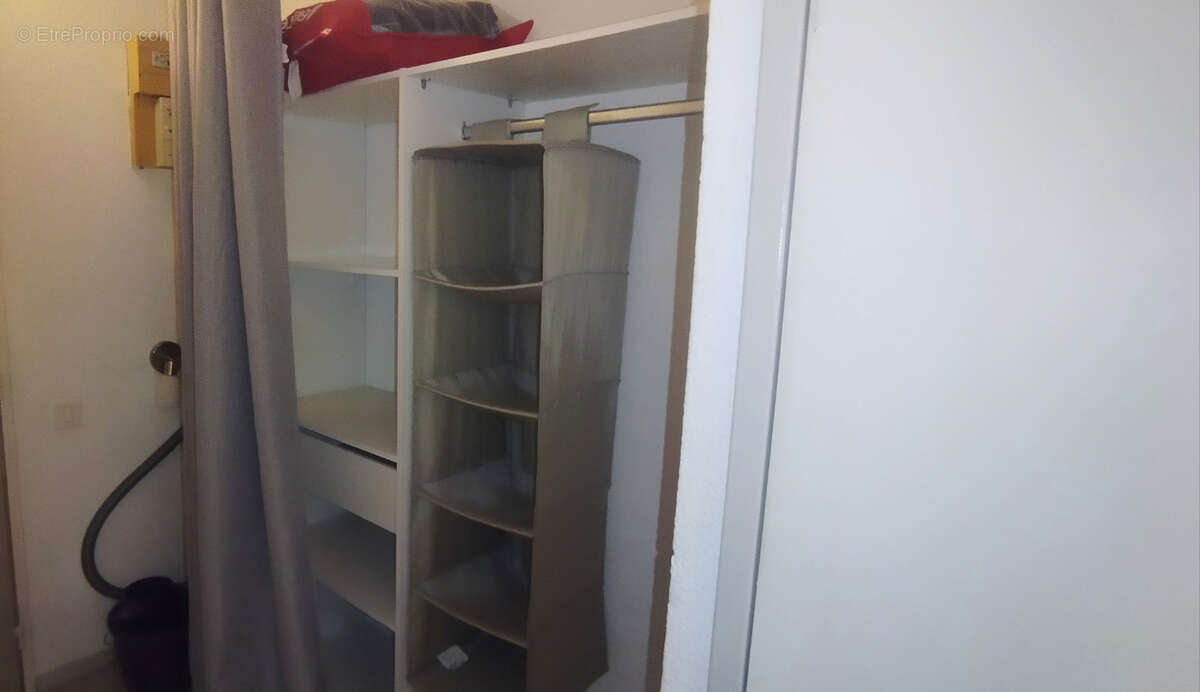 Appartement à LAMALOU-LES-BAINS