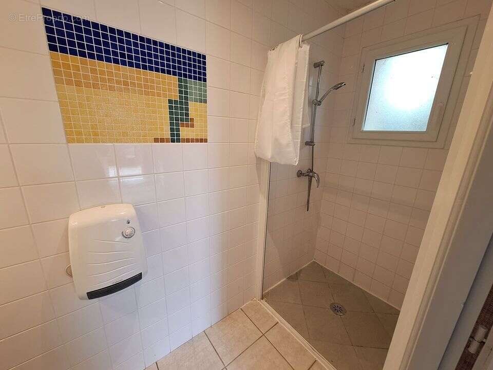 Maison à CHATEAUNEUF-SUR-ISERE