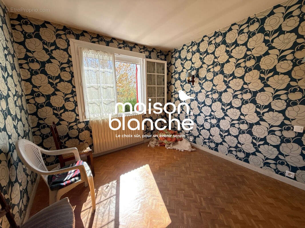 Maison à SAINT-SEURIN-SUR-L'ISLE