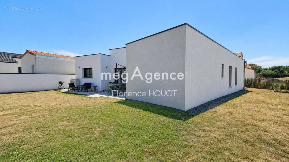Maison contemporaine RE2020 de plain-pied - photo 11