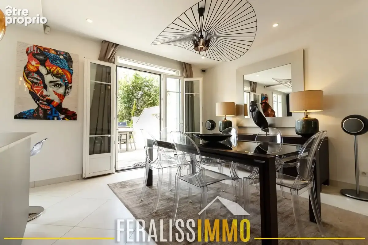 Elégante maison familiale 4 chambres avec piscine et suite p - photo 3