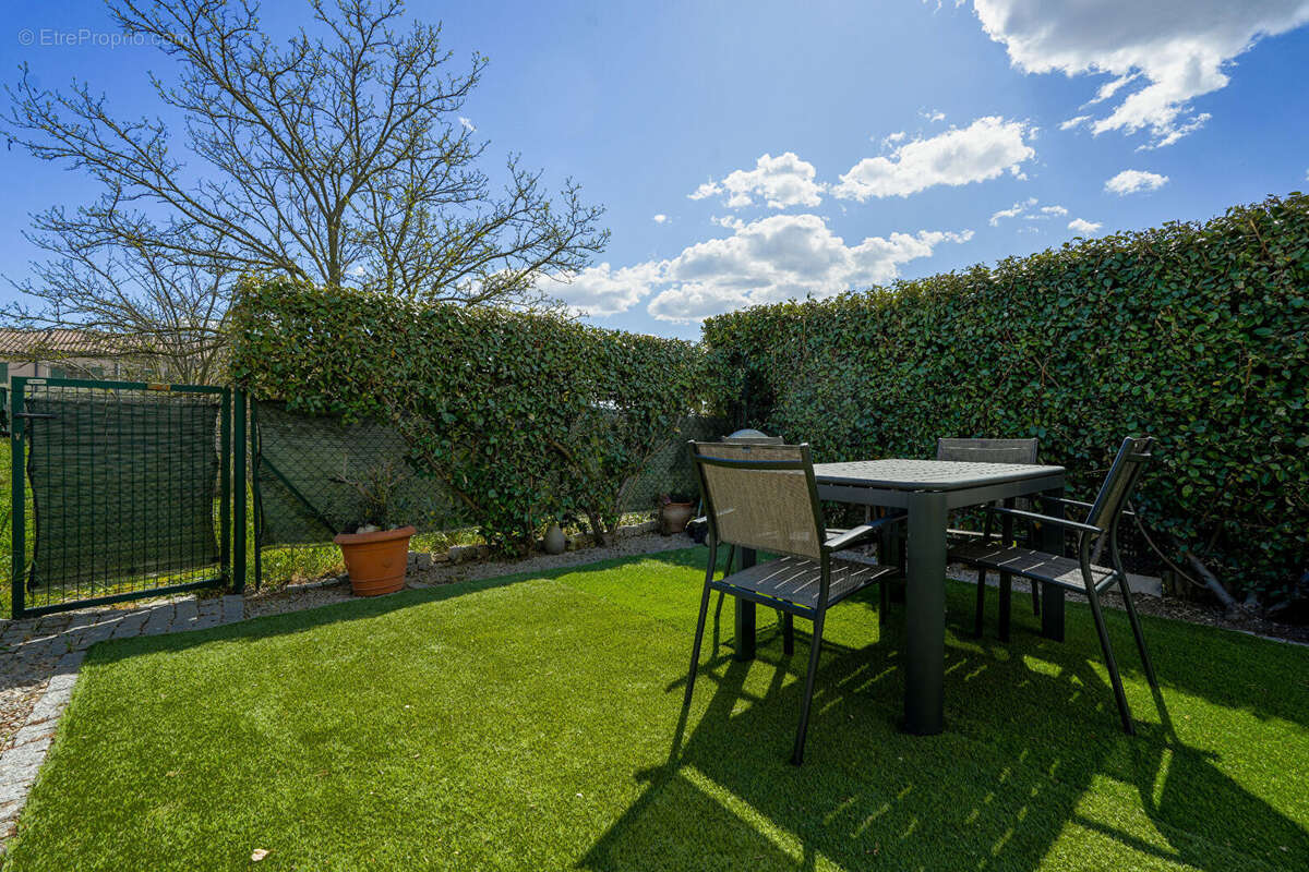 Appartement à VELAUX