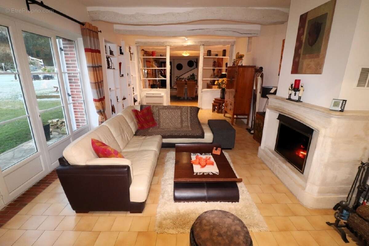 Maison à VERT-EN-DROUAIS