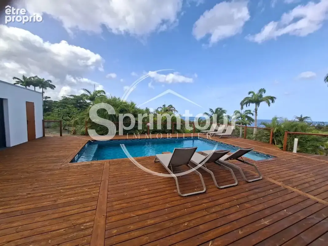 Deshaies   villa creole renovee avec piscine et acces direct a une crique - photo 6