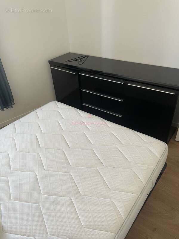 Appartement 270 m² à Gond-Pontouvre  - photo 7