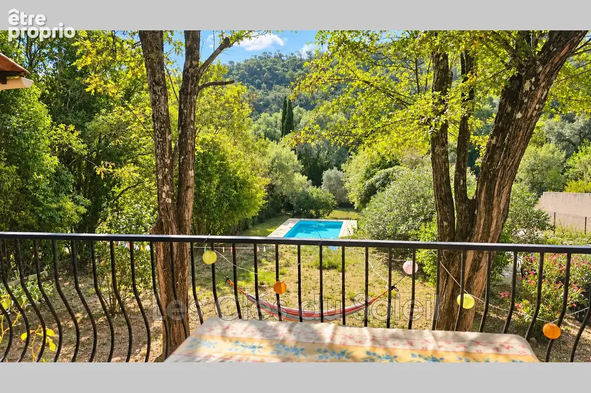 Maison 4 pièces 95 m² à vendre à Vins-Sur-Caramy (83170) - photo 2