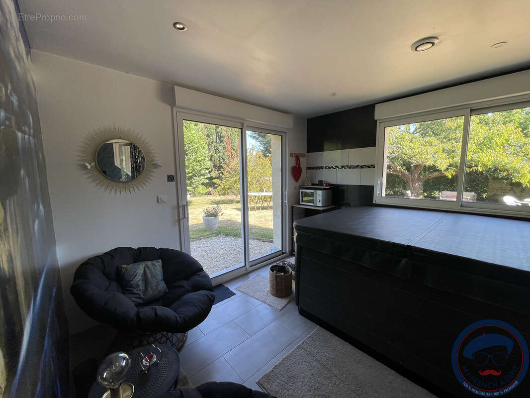 Colleville montgomery (14 880) ensemble immobilier (2 maisons). - photo 5