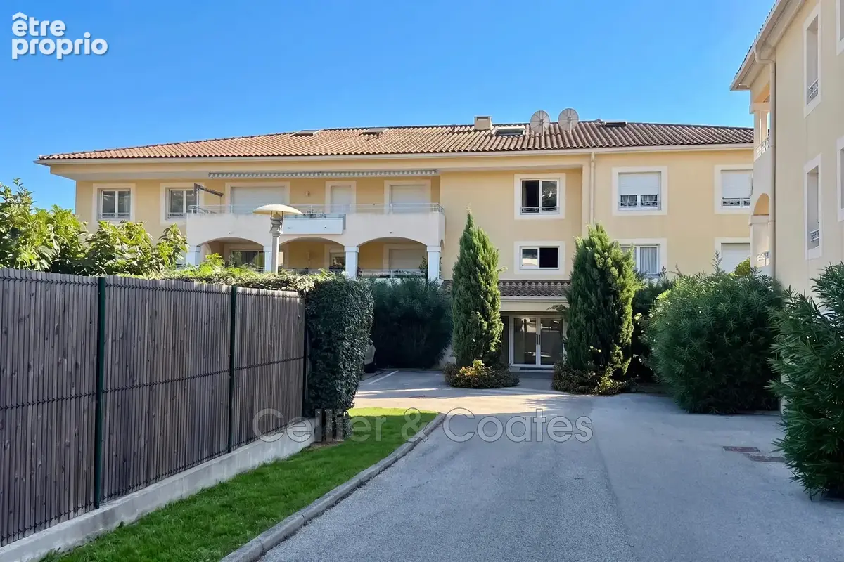 Appartement à LE LAVANDOU