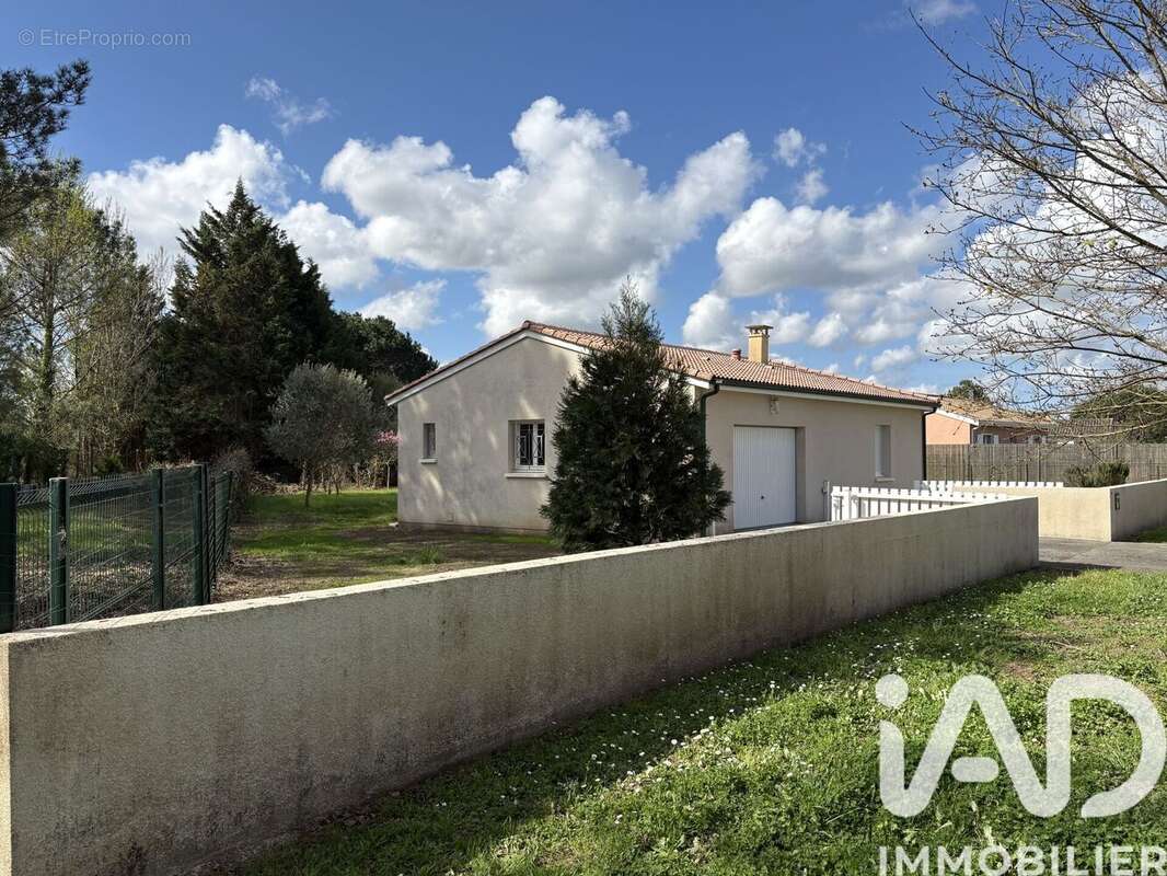Photo 2 - Maison à IZON