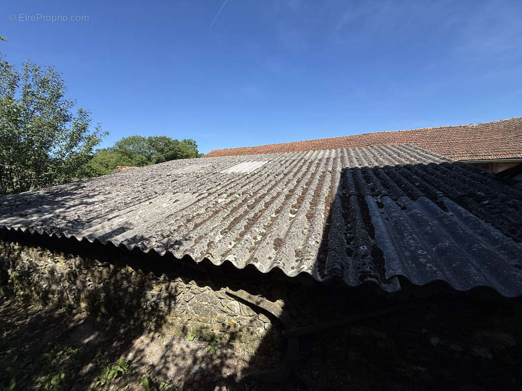 Maison à JOUQUEVIEL