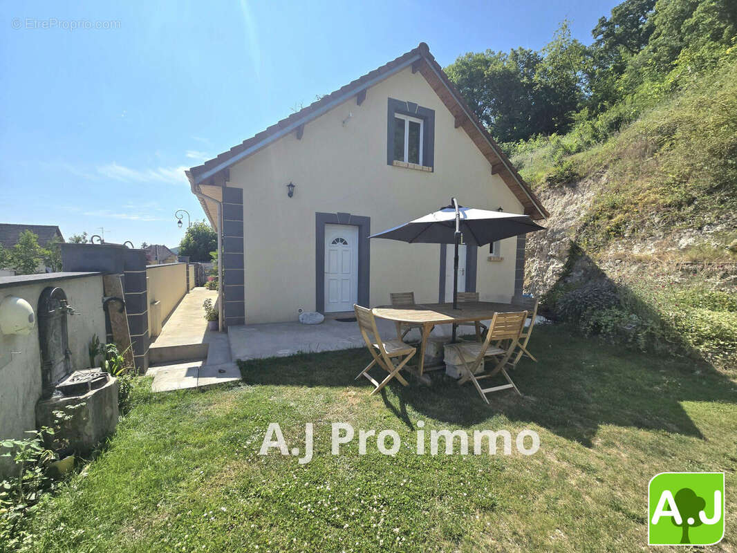 Maison à ANET