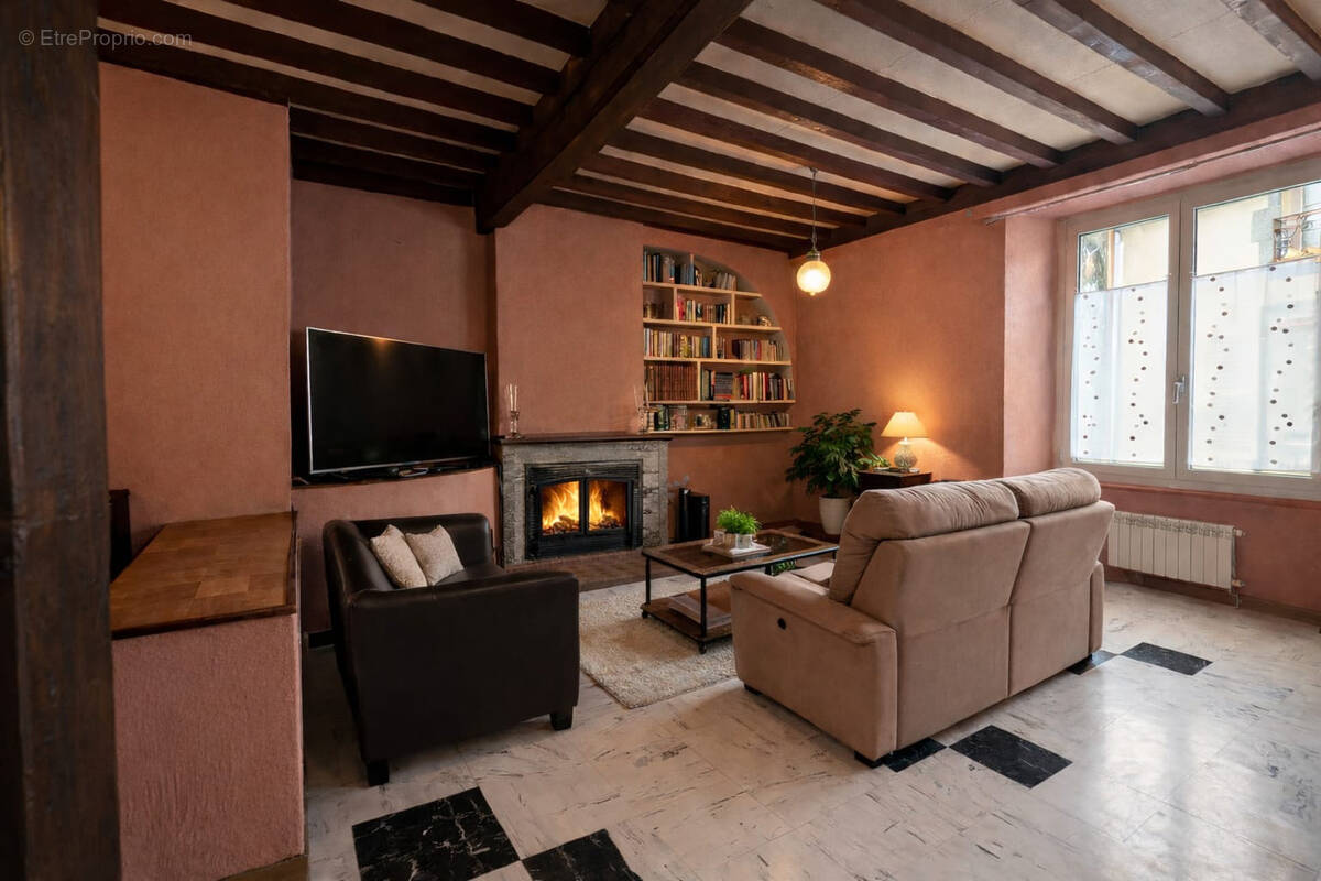 Maison à CLERMONT-FERRAND