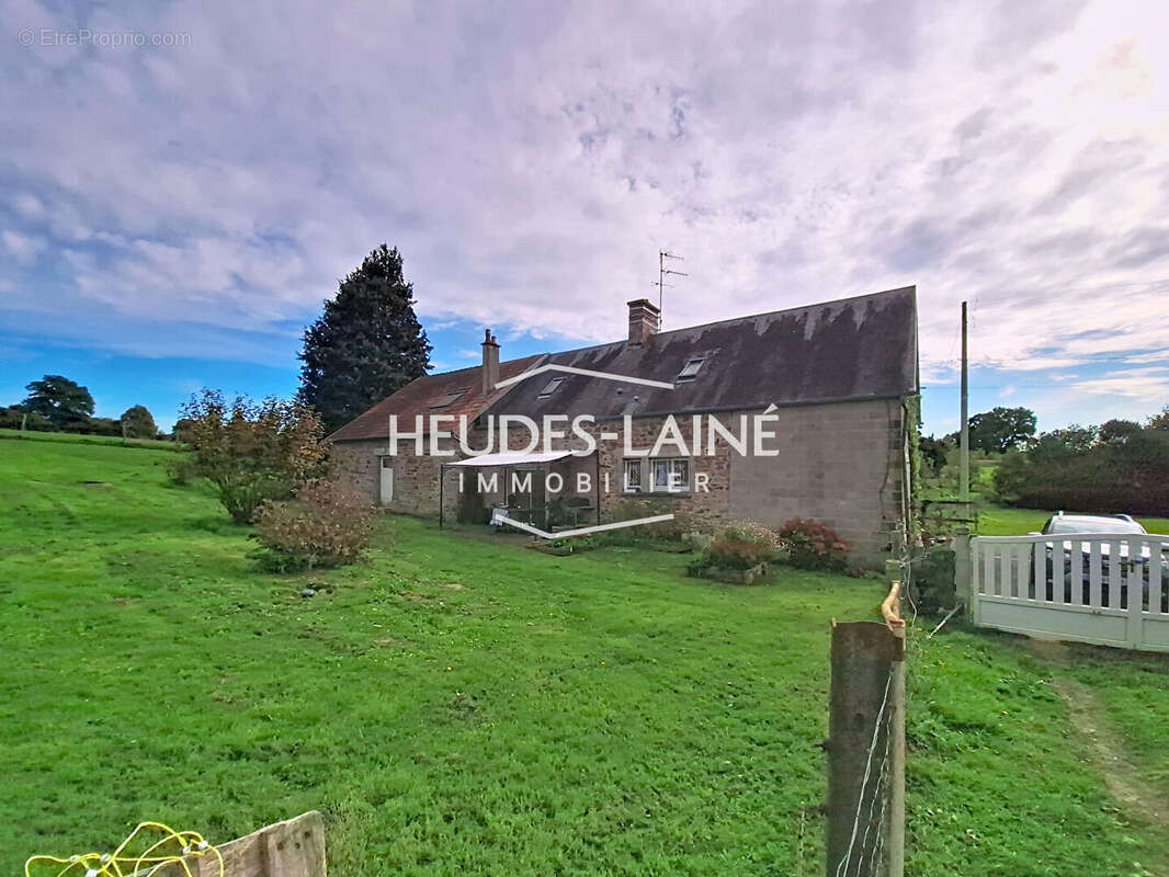 Maison à SAINT-JEAN-DE-LA-HAIZE