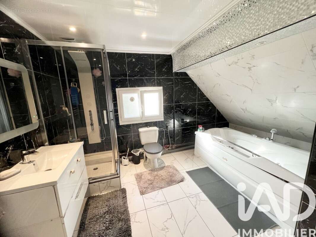 Photo 7 - Maison à SARCELLES