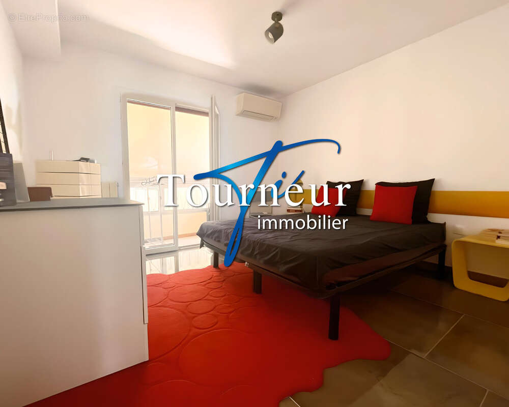 Appartement à SANARY-SUR-MER