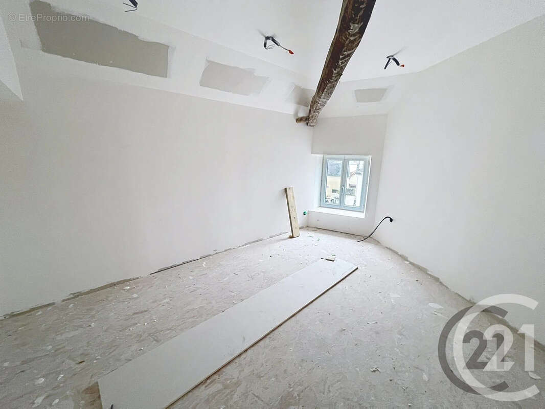 Maison 167 m² à Saint-Bris-Le-Vineux  - photo 8