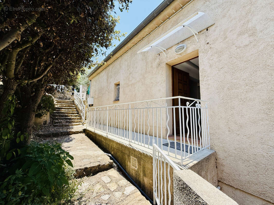 Maison individuelle 106 m2   Drap (06340) - photo 11