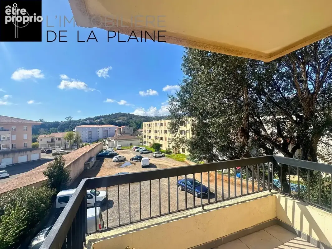 A Vendre - Appartement T4 à Folelli - photo 16