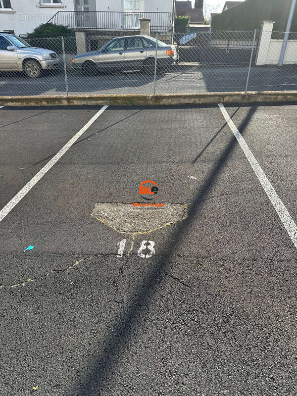 Parking à LEMPDES