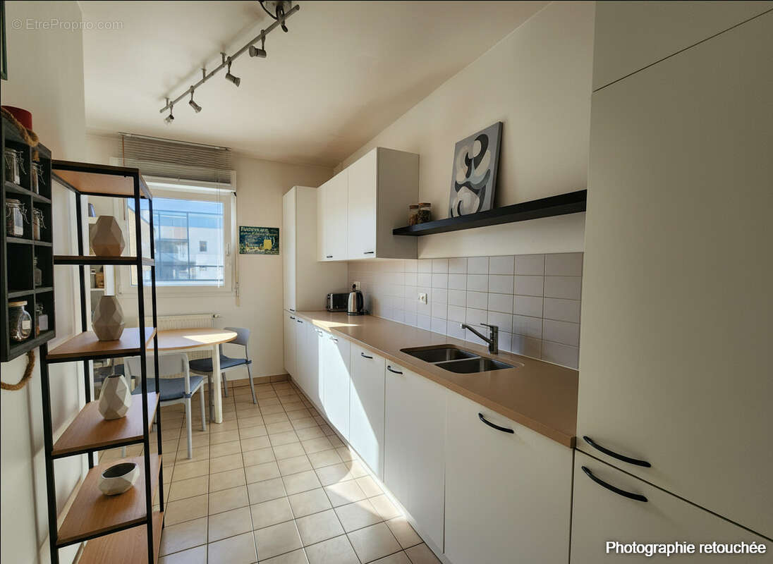 Appartement à LA GARENNE-COLOMBES