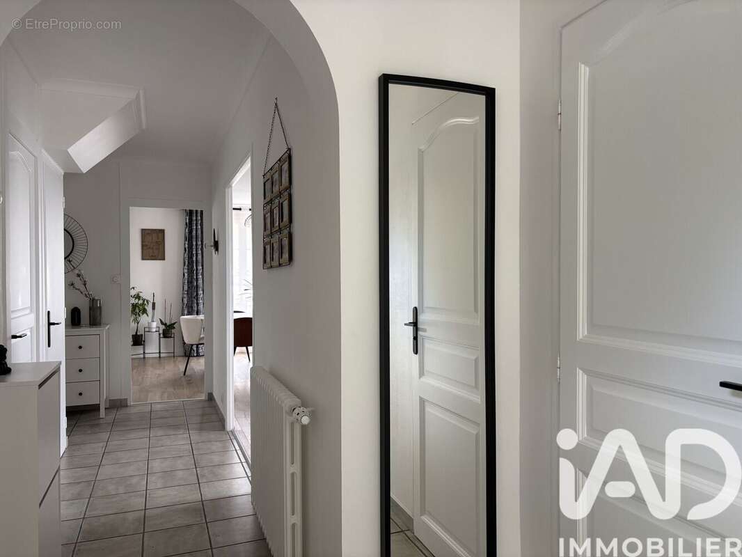 Photo 8 - Maison à PARCAY-MESLAY