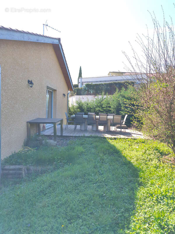 Maison à MONTAGNY