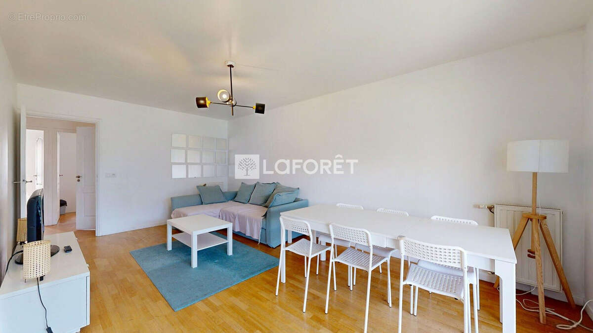 Appartement à NANTERRE