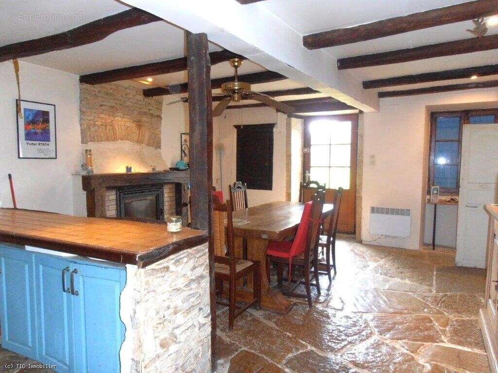 Maison à LEZAY