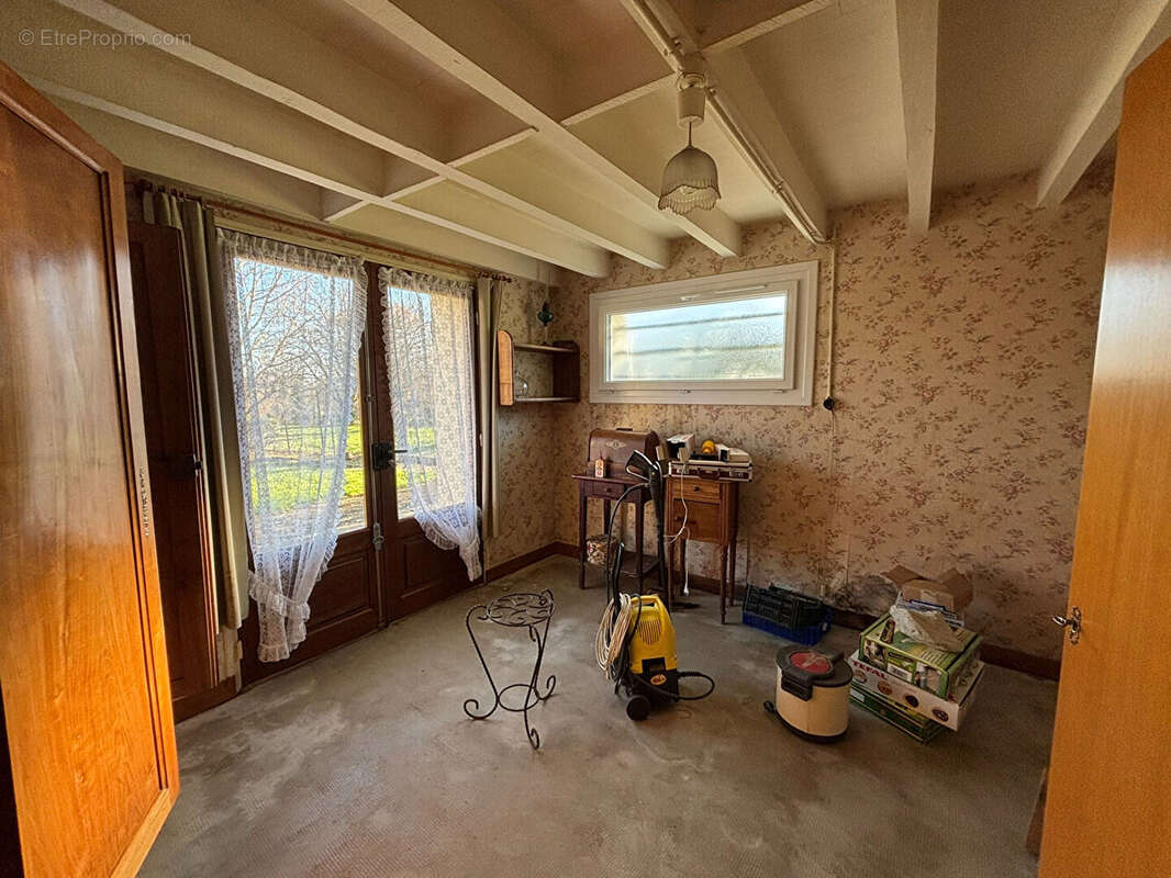 Maison à SAINT-MARTIN-L'ARS