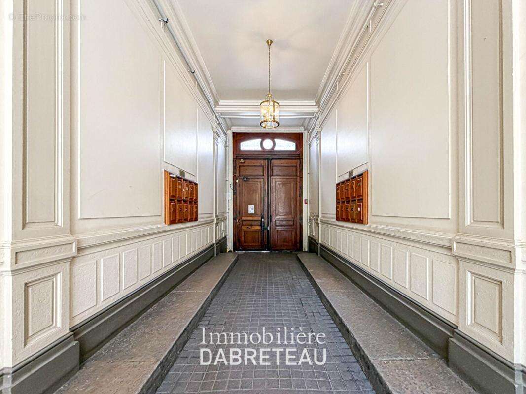 Appartement à LYON-6E