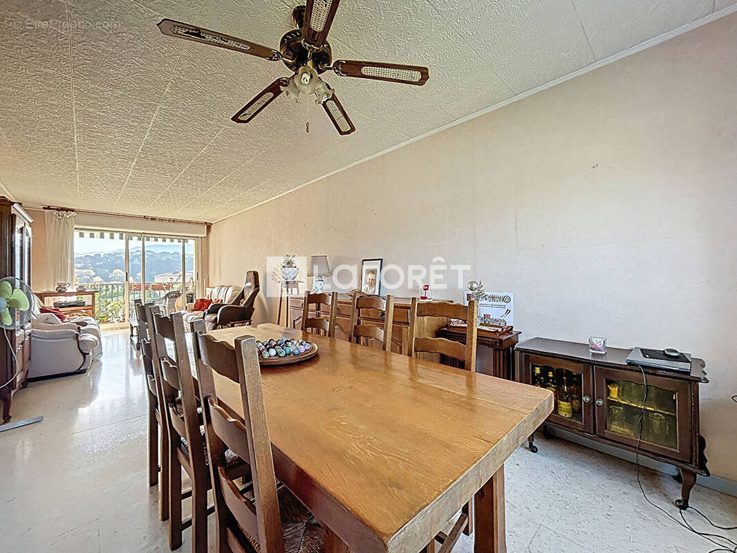 Appartement à AUBAGNE