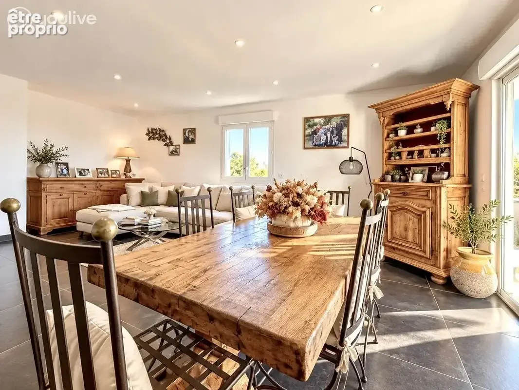 Dernier étage – t3 85 m² – terrasse – vue mer & montagne - photo 10
