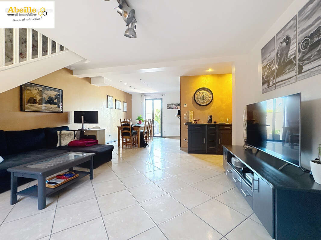 Maison à SAINT-CHERON