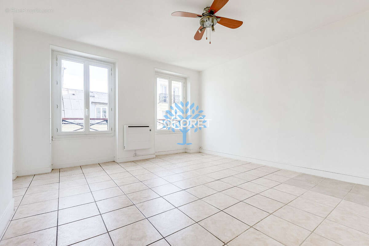 Appartement à PARIS-11E