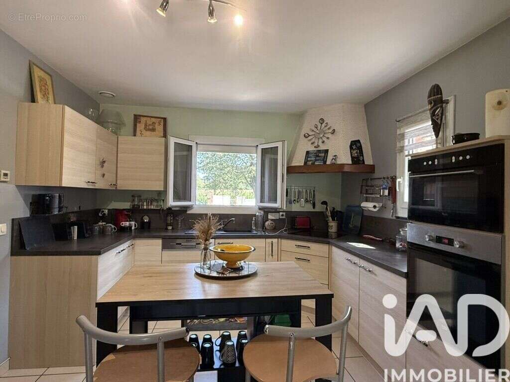 Photo 2 - Maison à OGEU-LES-BAINS