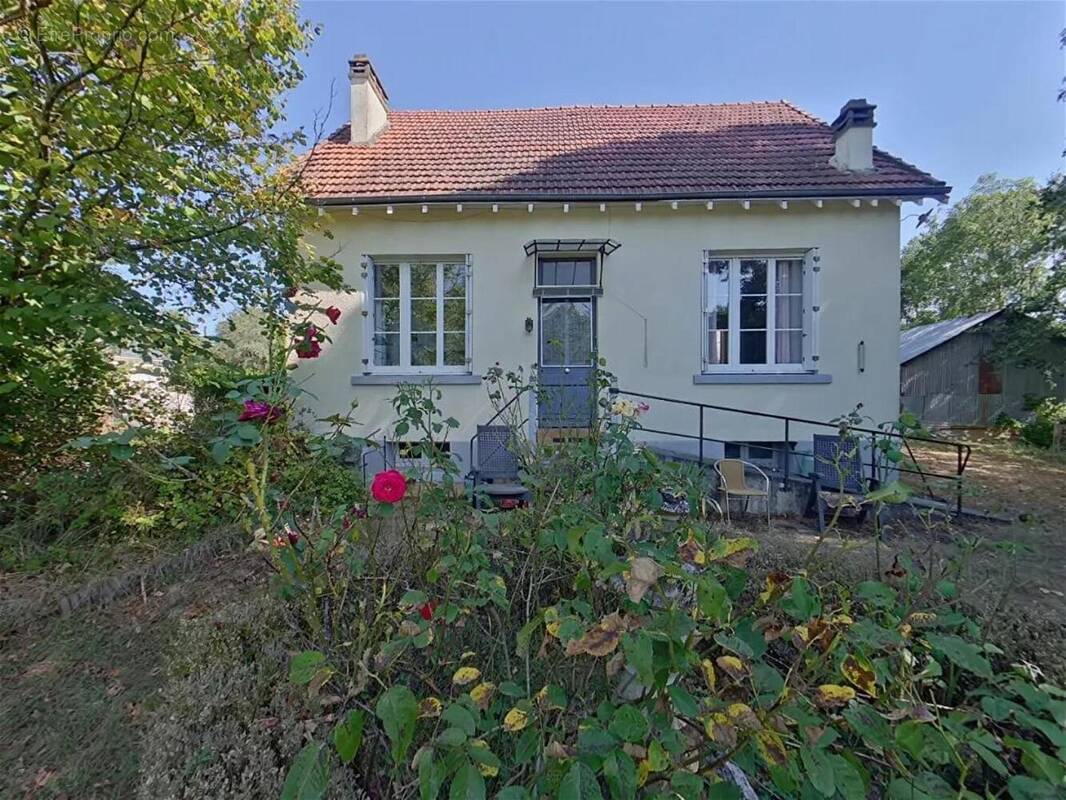 Photo 1 - Maison à NOUANS-LES-FONTAINES